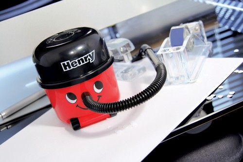 Henry the hoover desktop - the,