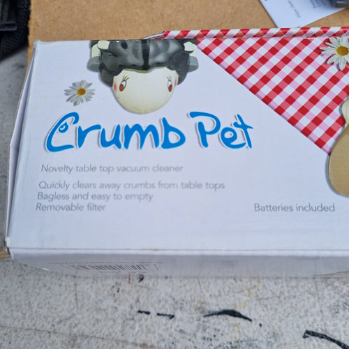Crumb pet desktop - desktop, vacuum
